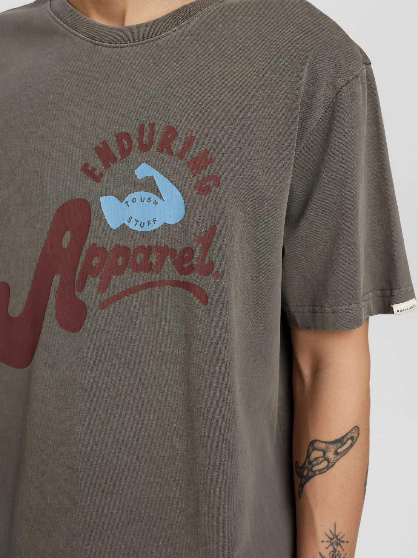 Akikki Enduring SS Tee - Steel Grey