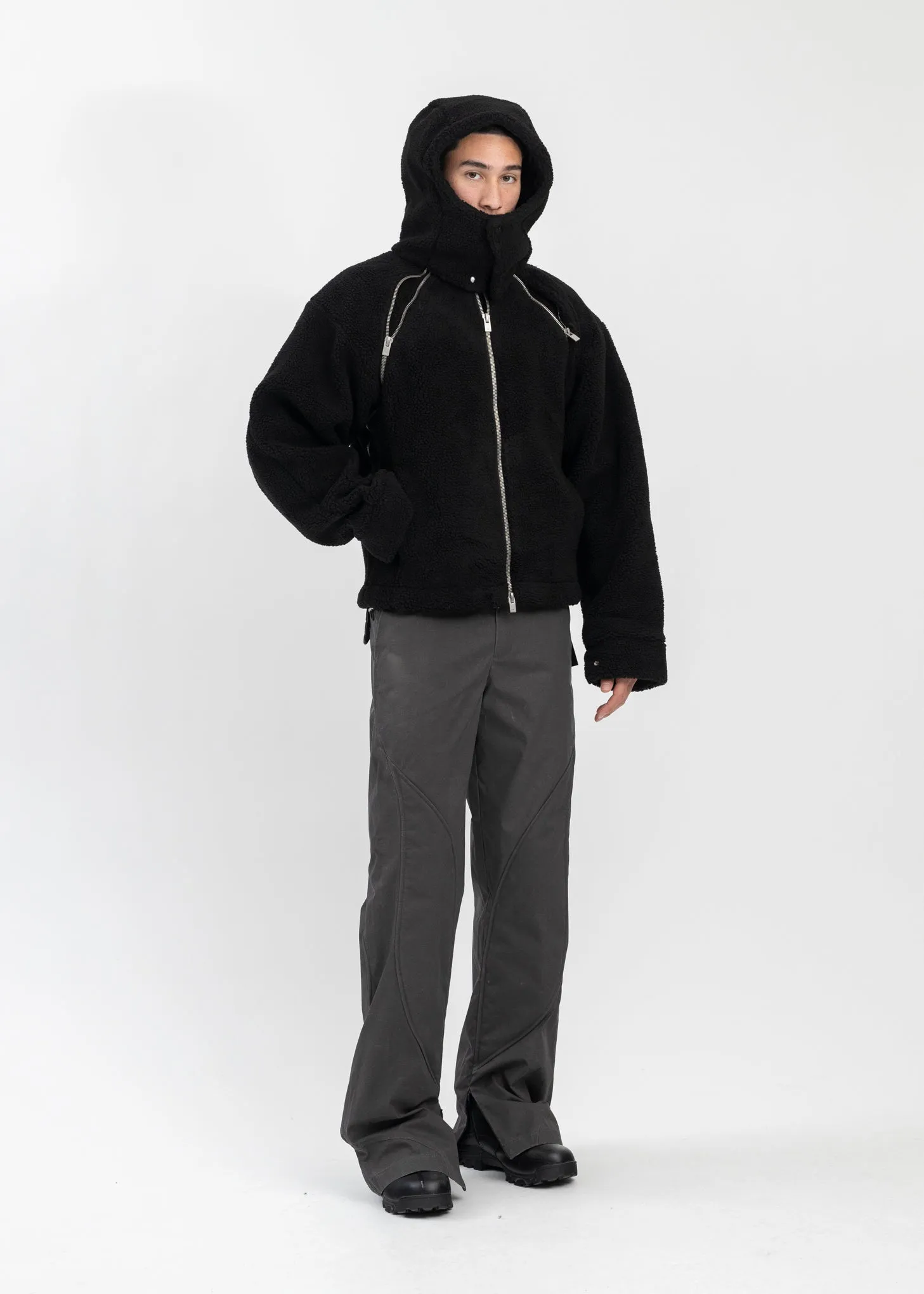 BLACK TRUSS FLEECE JACKET
