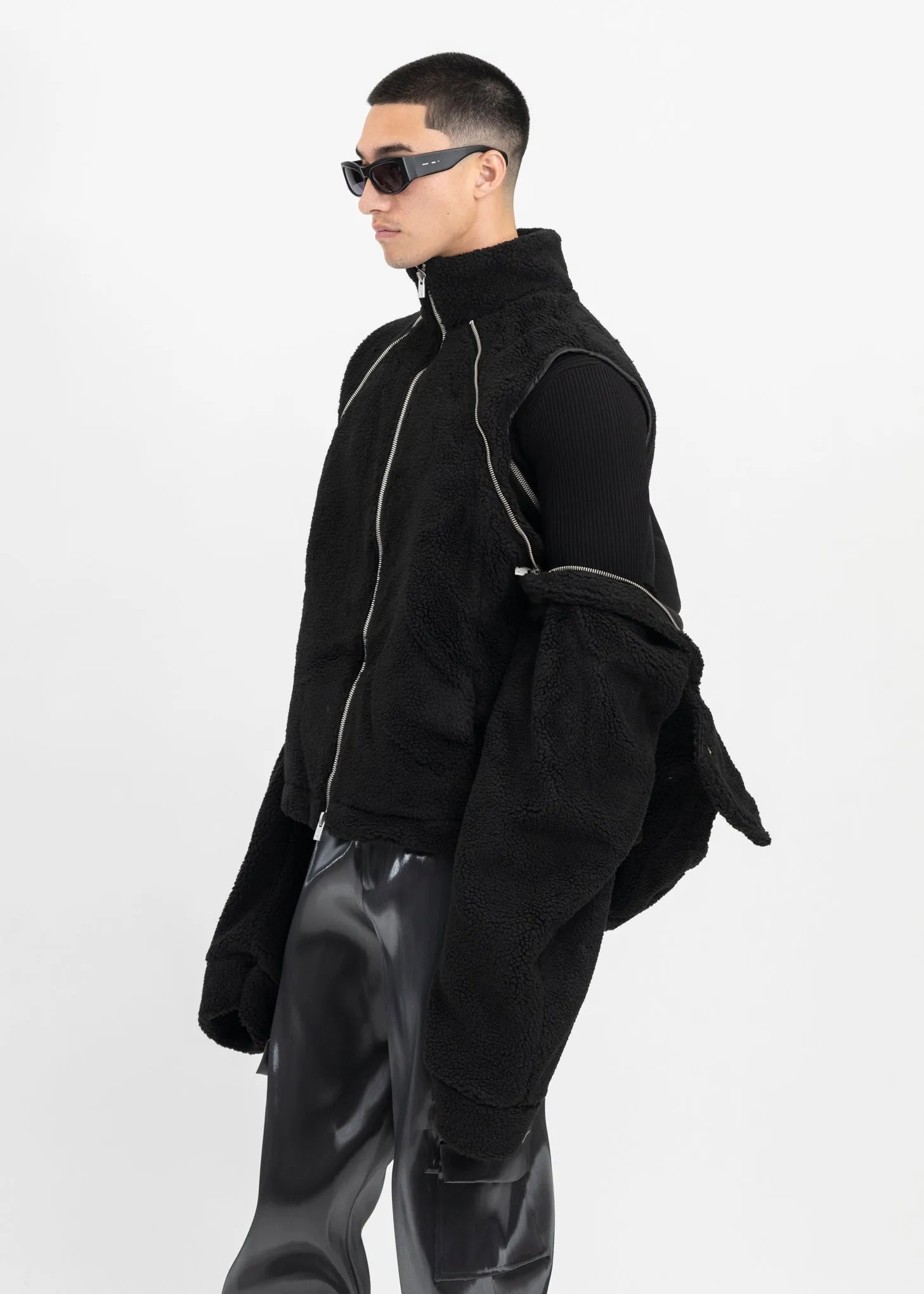 BLACK TRUSS FLEECE JACKET