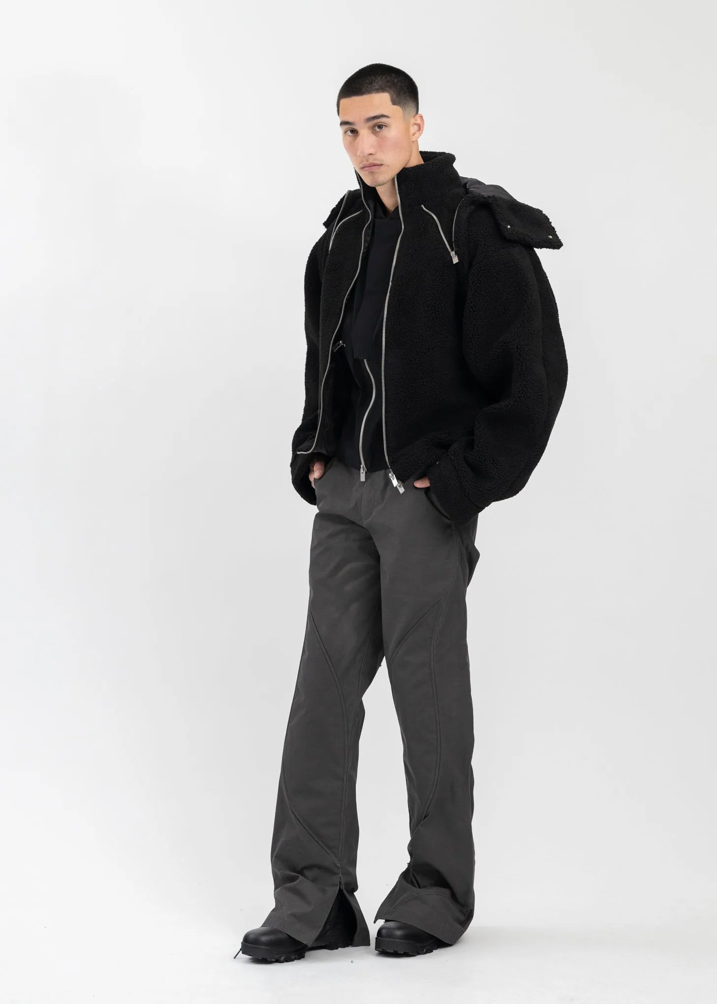 BLACK TRUSS FLEECE JACKET