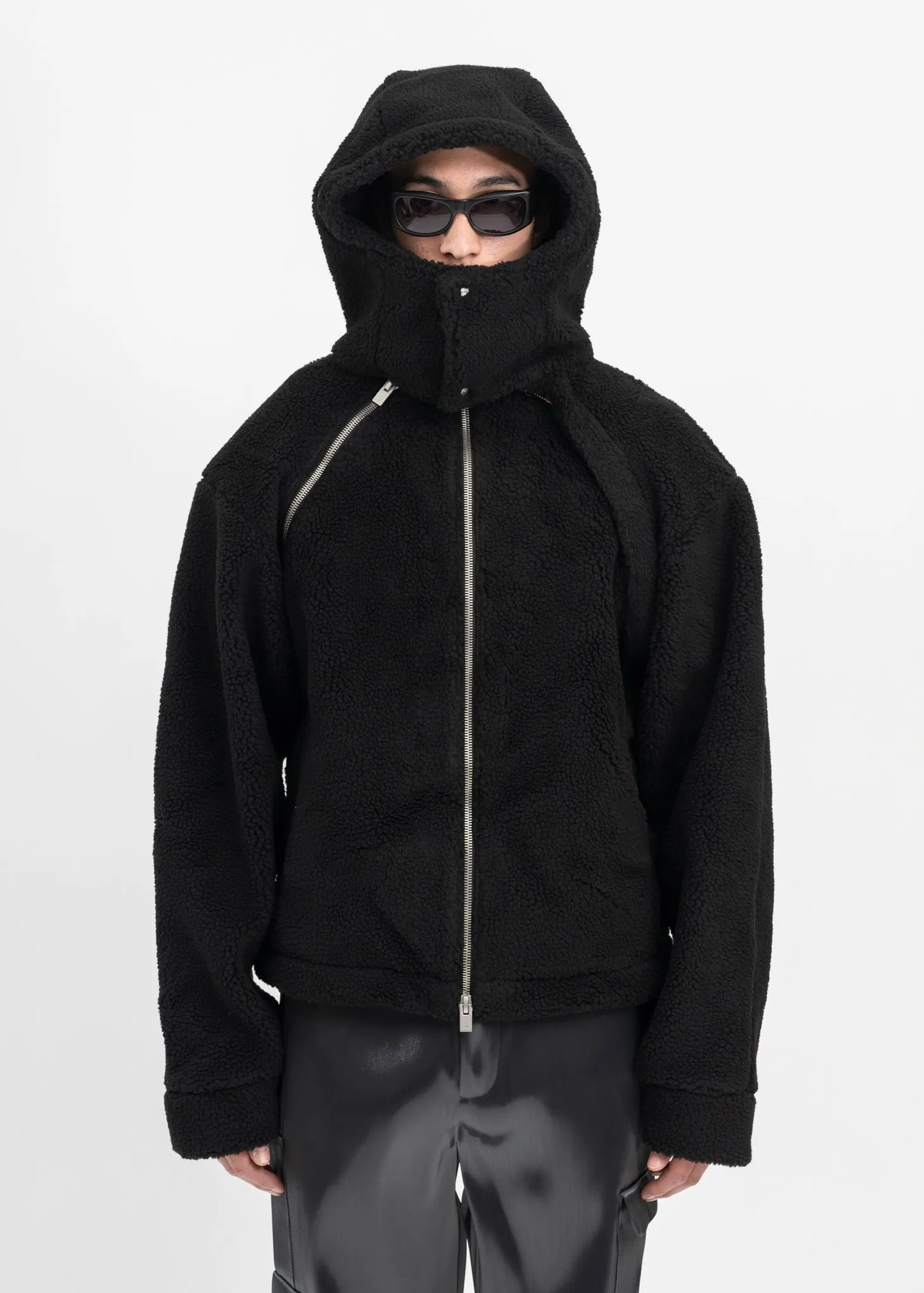 BLACK TRUSS FLEECE JACKET