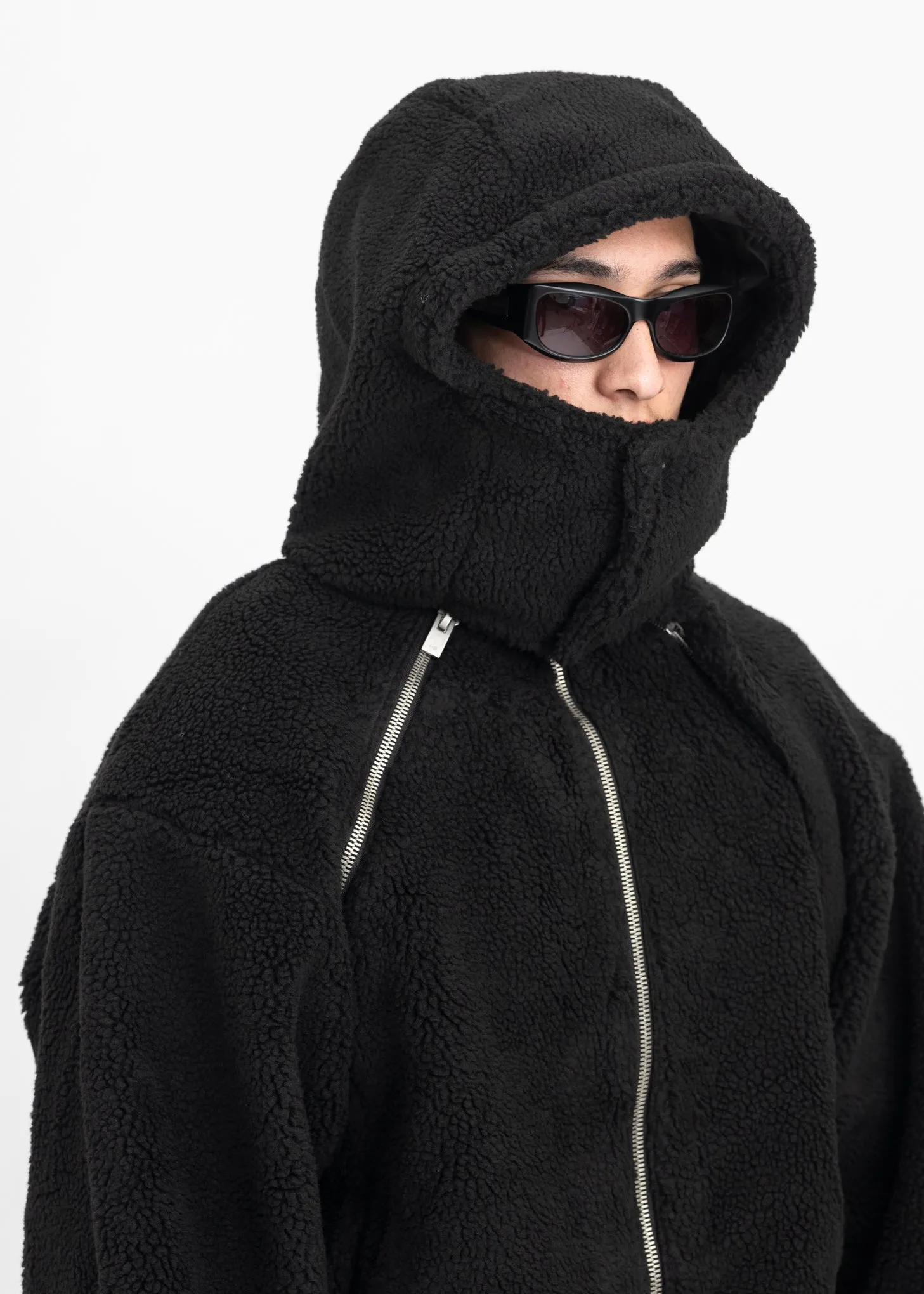 BLACK TRUSS FLEECE JACKET