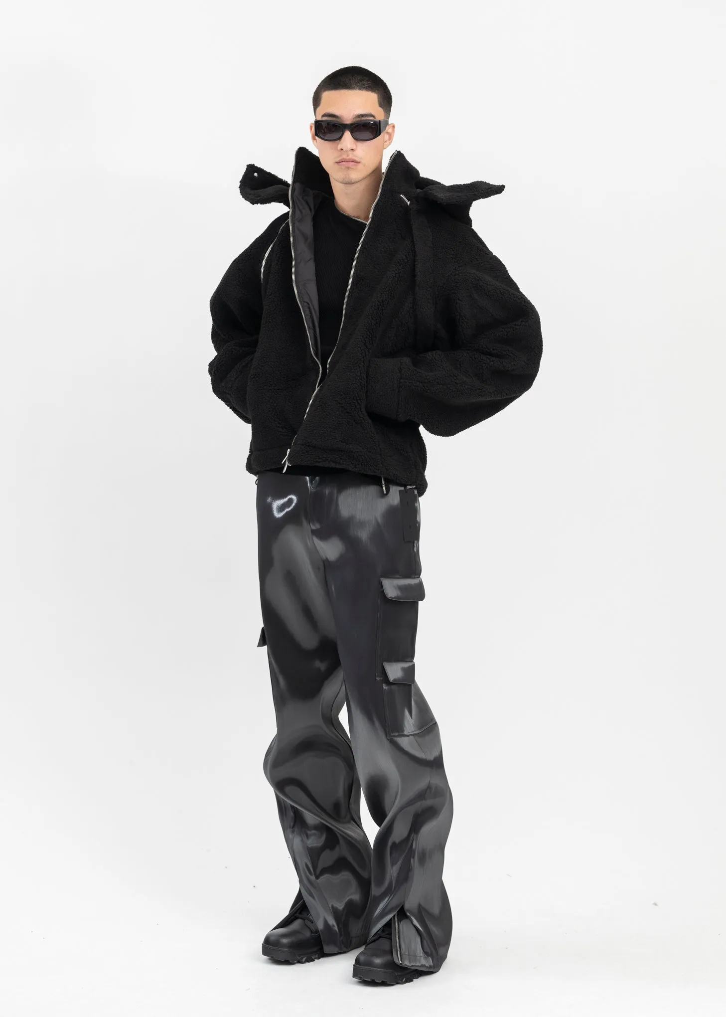 BLACK TRUSS FLEECE JACKET