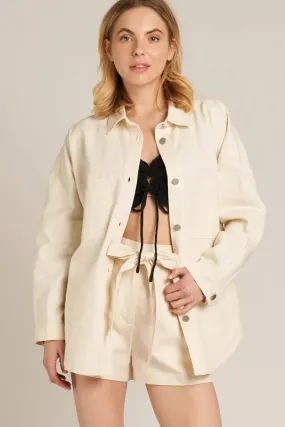 Dede Oversized Shirt – The Perfect Denim Layer