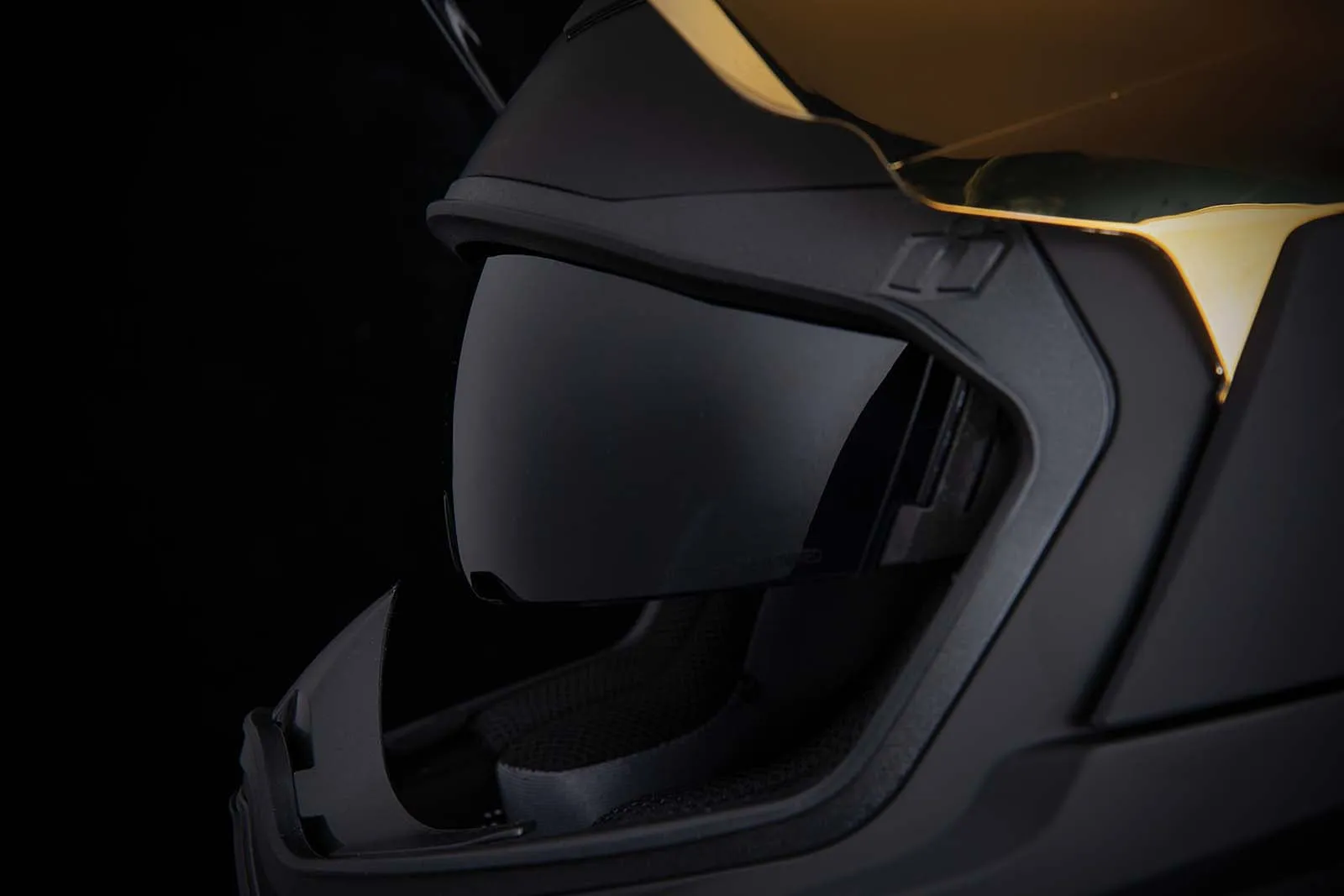 ICON Airflite™ Helmet - Peacekeeper - Rubatone Black