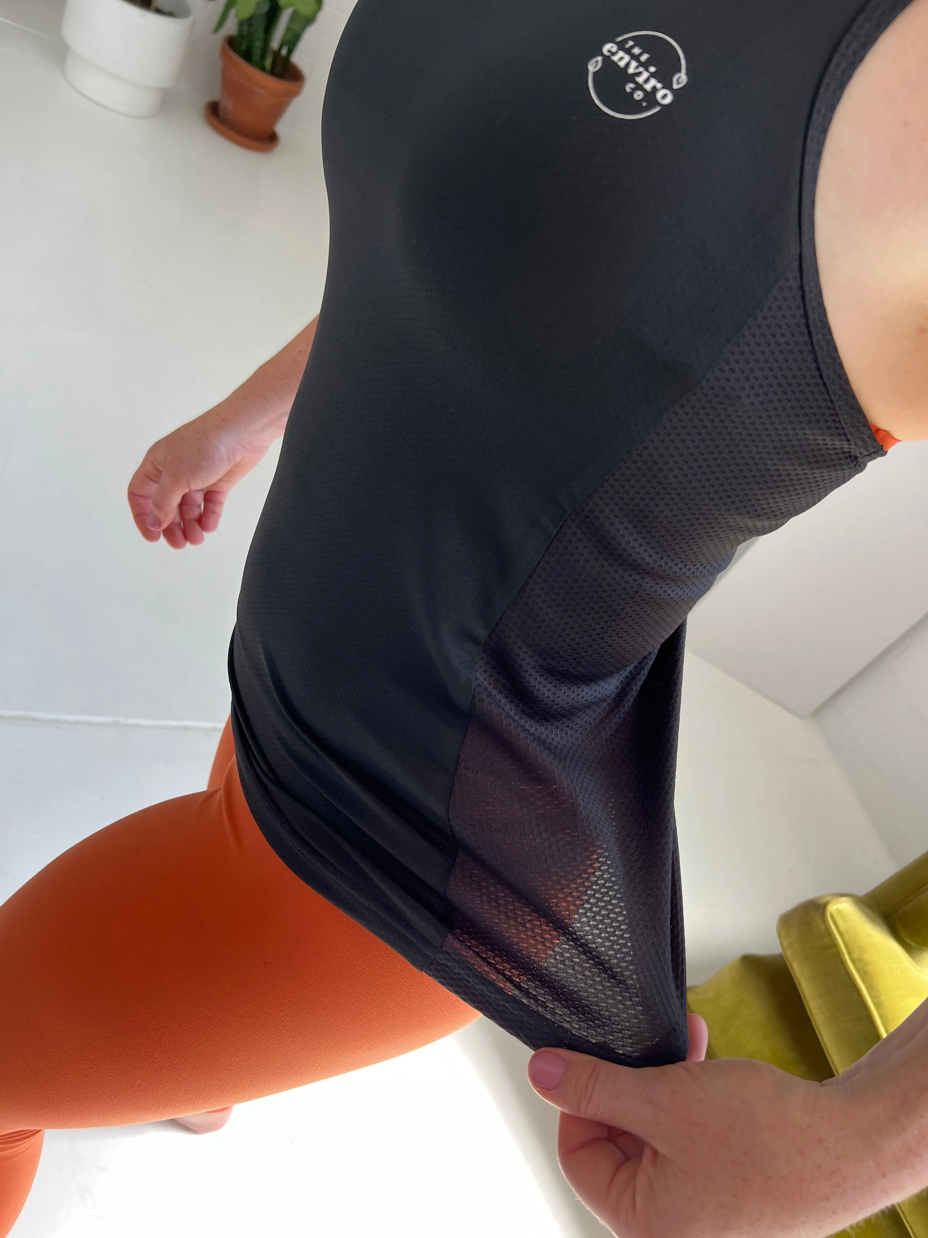 Mesh breathable singlet top