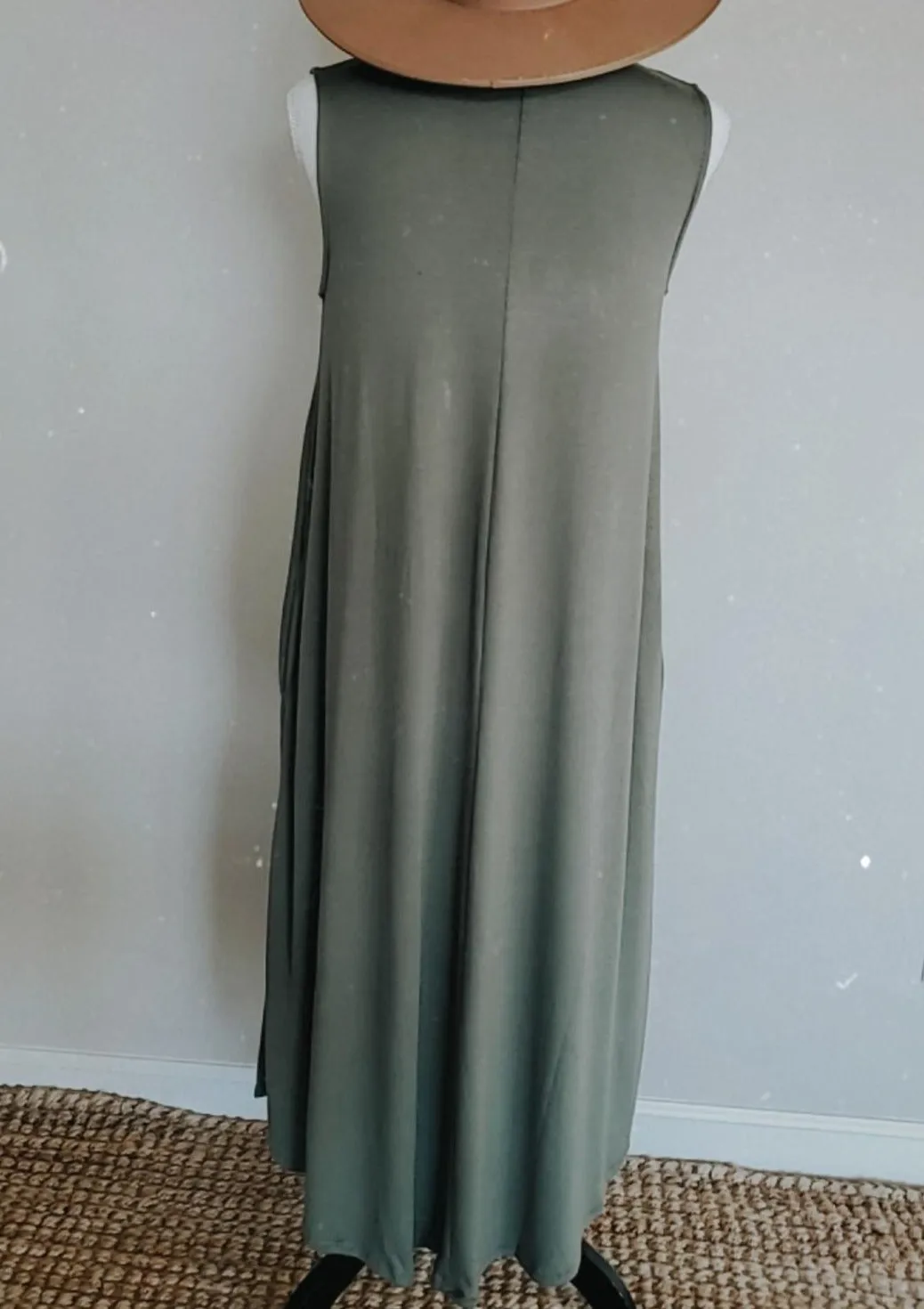 Michelle Sleeveless Crew Neck Shift Dress-Olive