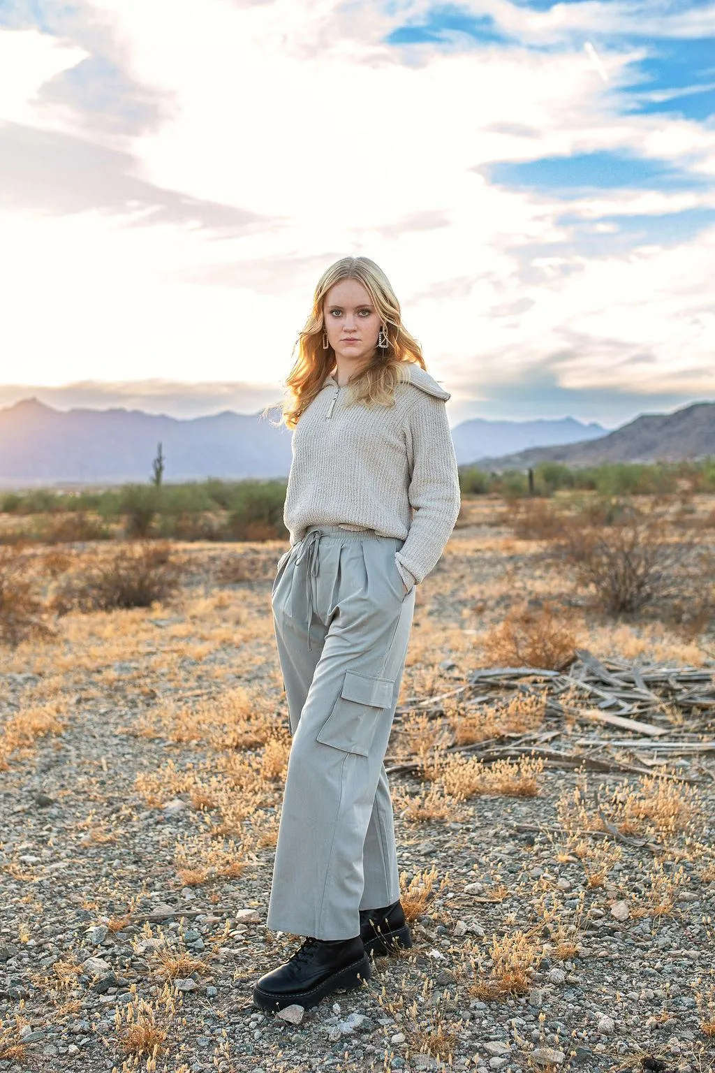 Smooth Twill Cargo Wide Leg Pleated Pants