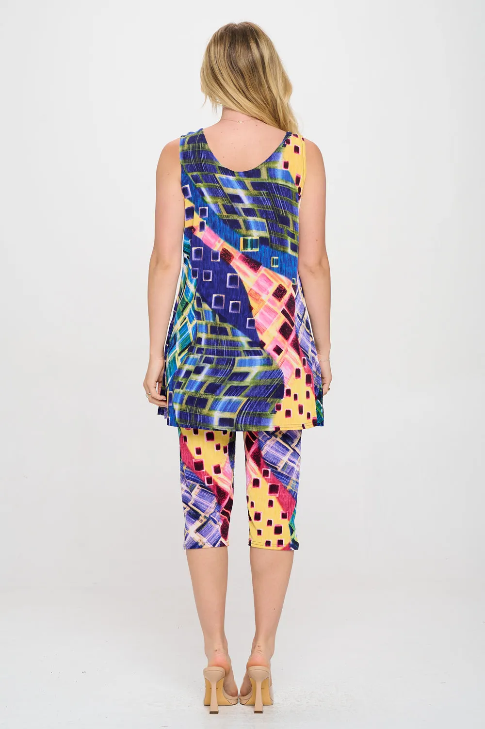 Two-Piece Sleeveless Top & Capri Pant Set-9002BN-TRP1-W441