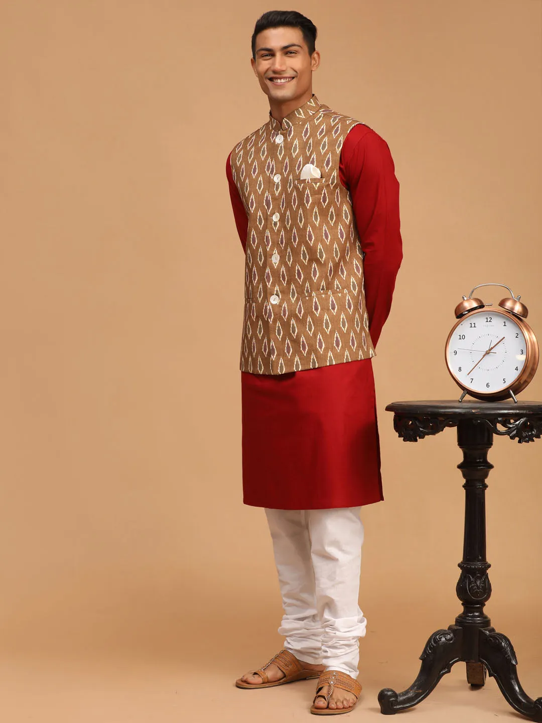 VASTRAMAY Men's Green Printed Cotton Nehru Jacket With Maroon Kurta And White Pyjama Set
