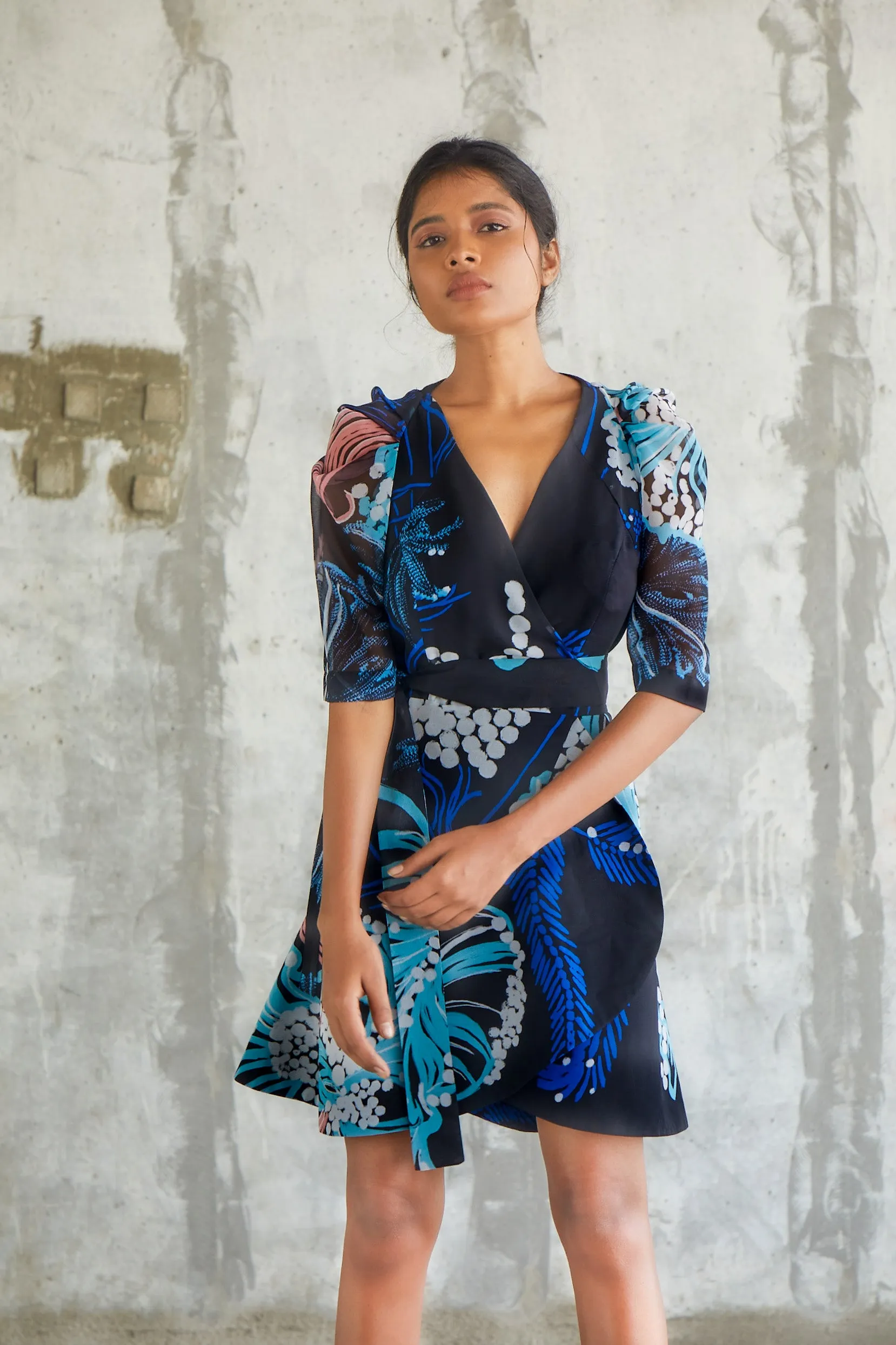 Windowleaf Wrap Dress