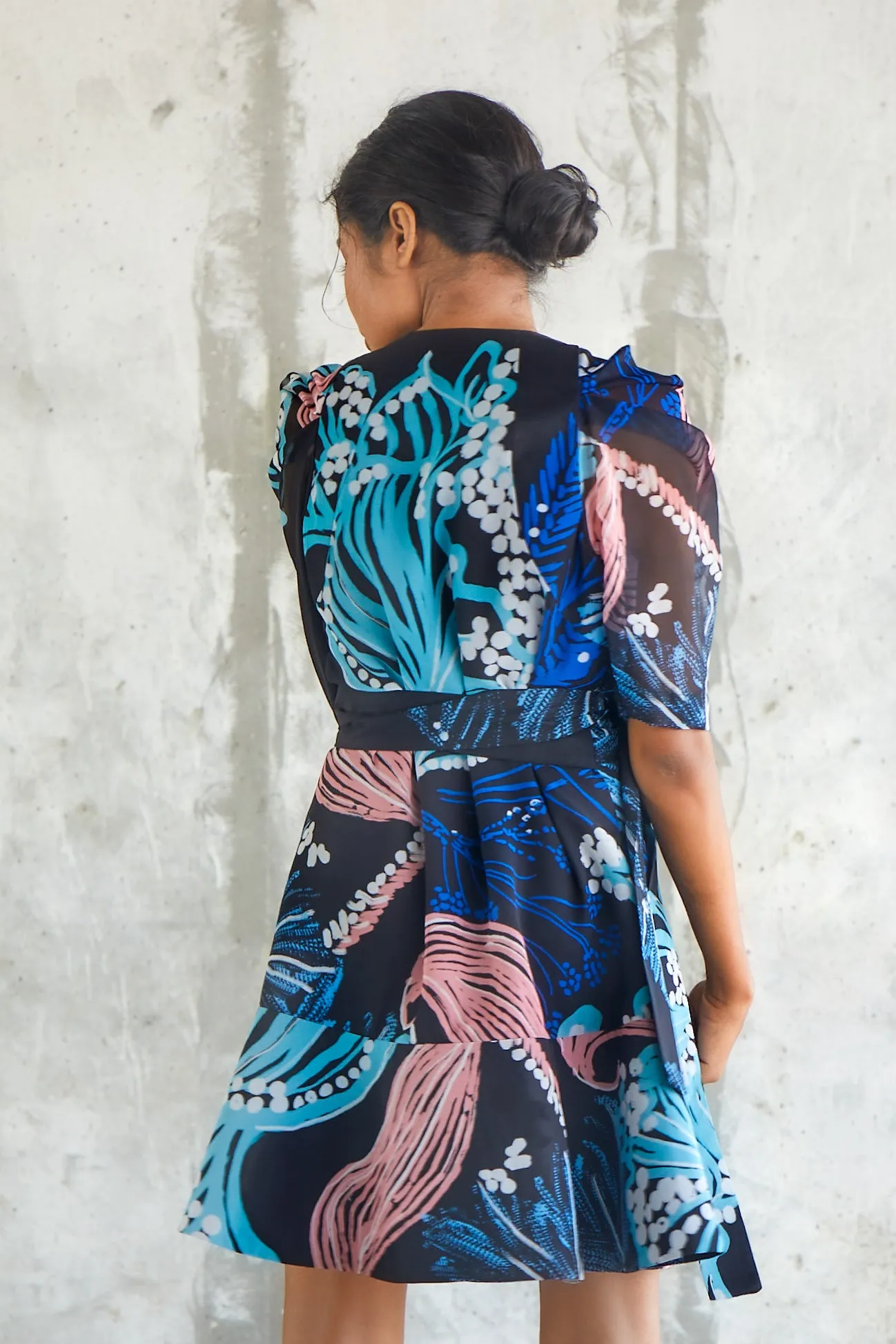 Windowleaf Wrap Dress