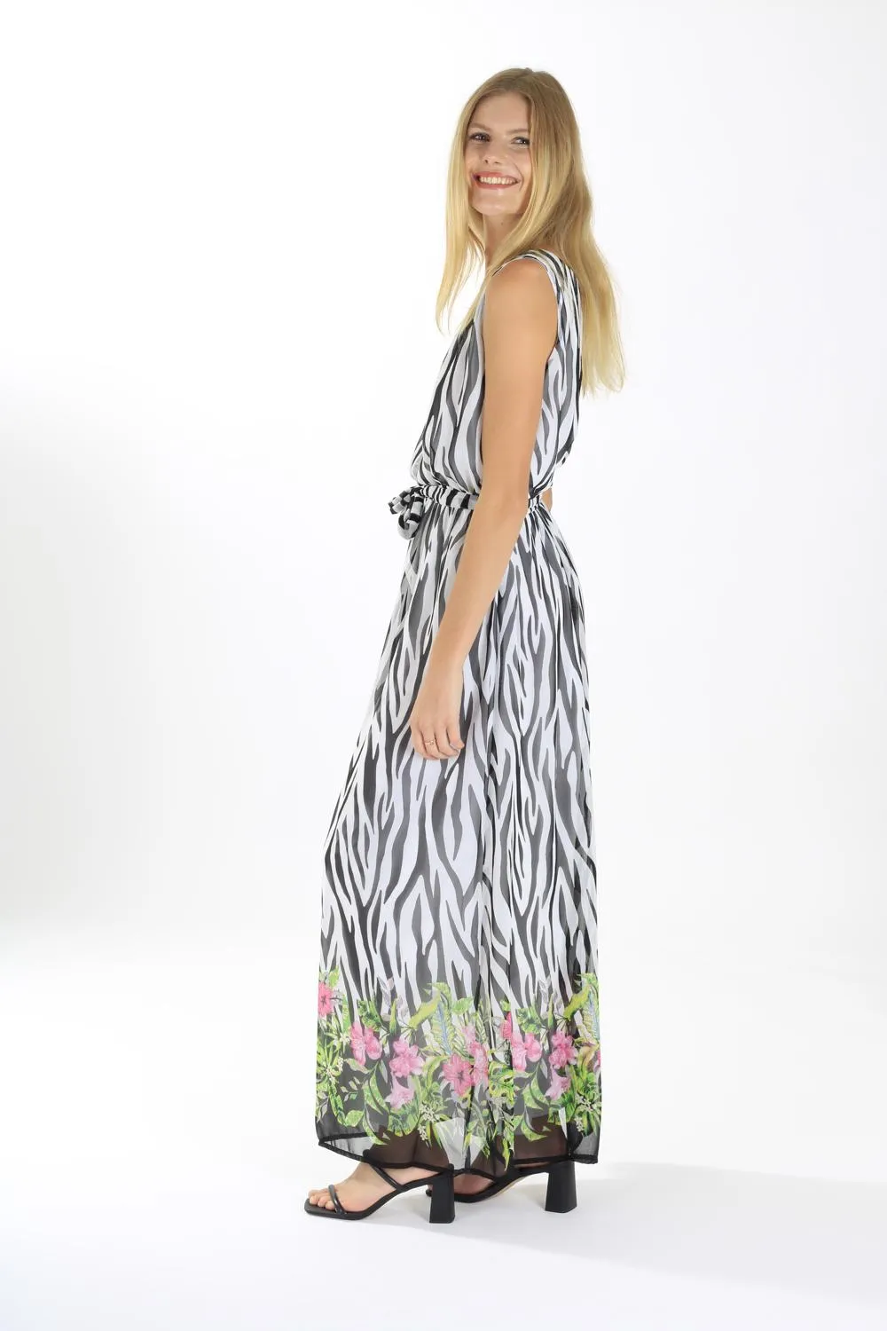 WRAP IT UP MAXI DRESS IN FLORAL PRINT